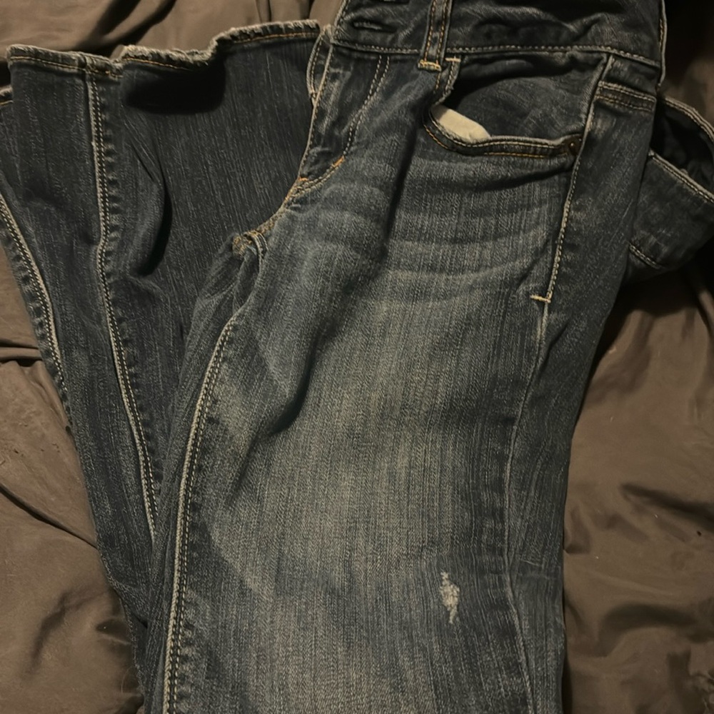 Women’s American Eagle jeans